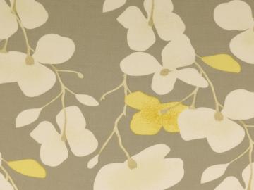 Viskose Druck Blütenzweoge grau-gelb-weiß